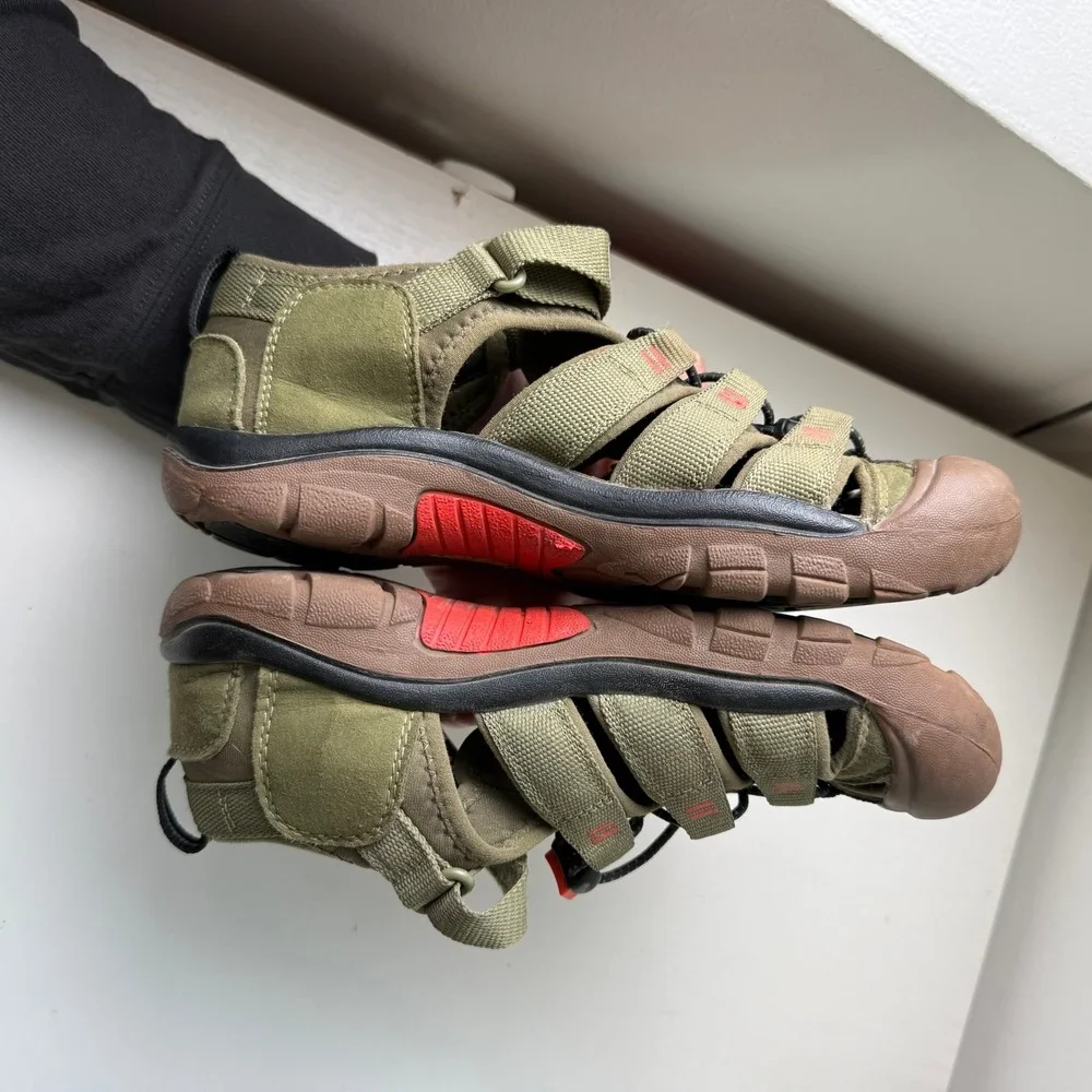 KEEN Newport H2 Kid's Sandals Size 5 Olive Green Orange Outdoor Water Shoe